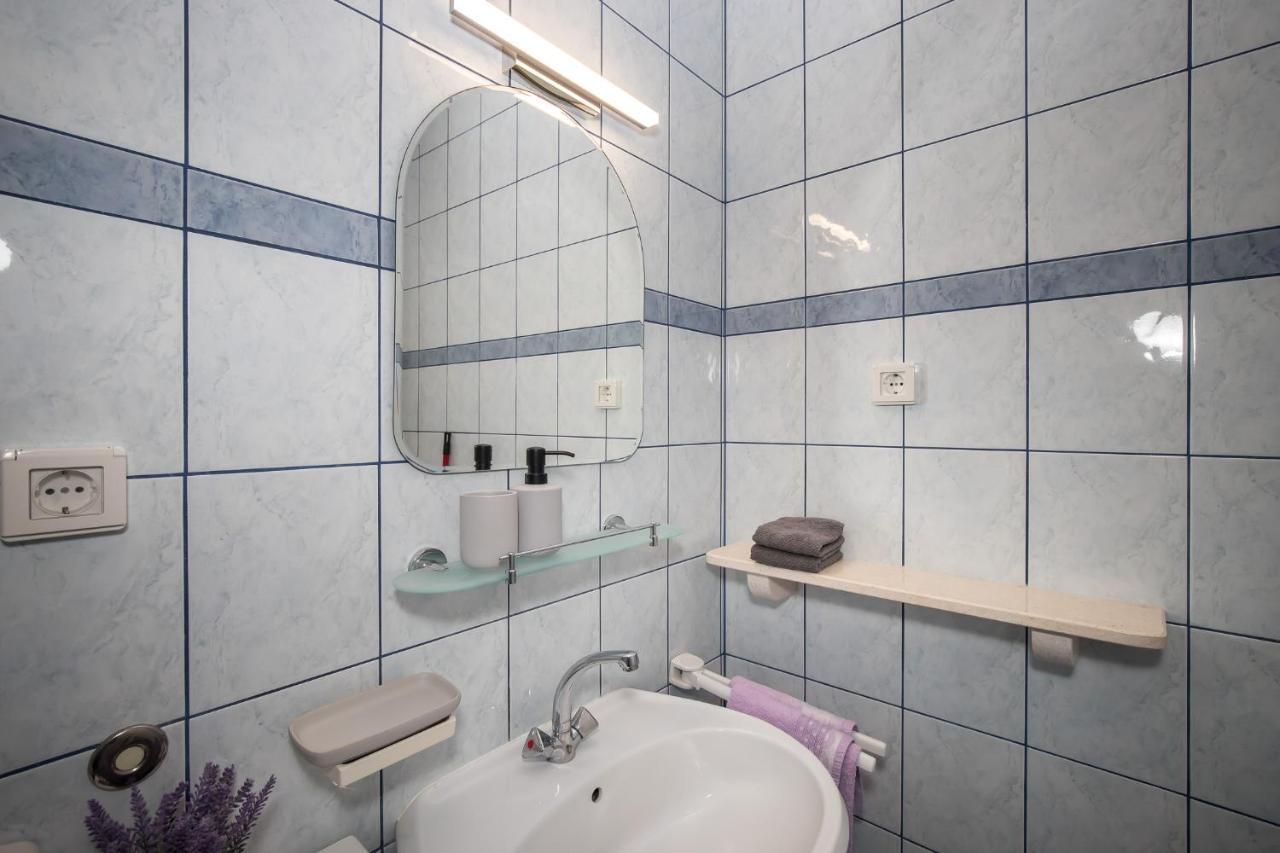 Apartmani Filipic Bol Eksteriør bilde